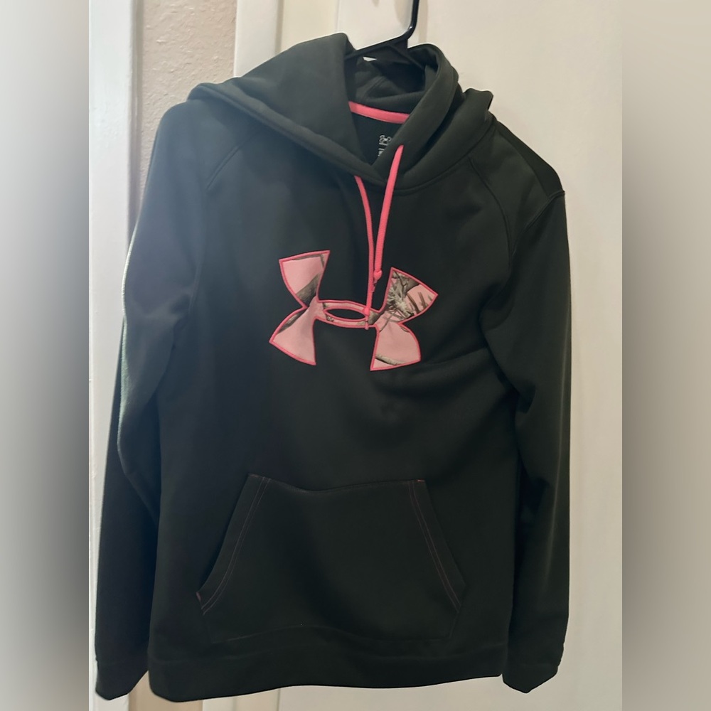 Dark green Under Armour pullover sweater